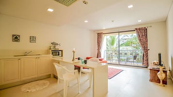 1 Bedroom Garden View | Rollaway beds, free WiFi