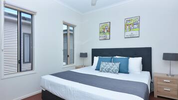 Superior 2 Bedroom Cabin (1 King and 2 Single Beds) | Individually furnished, free WiFi, bed sheets