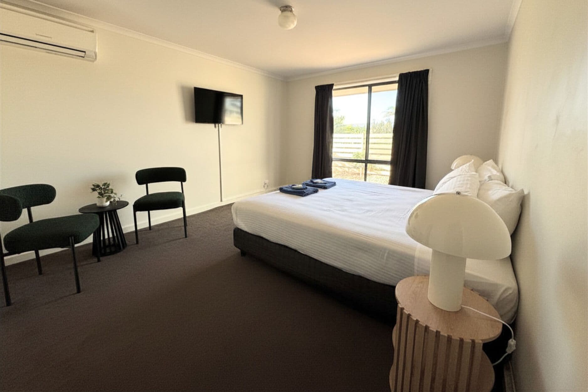House, 4 Bedrooms | Free WiFi, individually furnished, bed sheets
