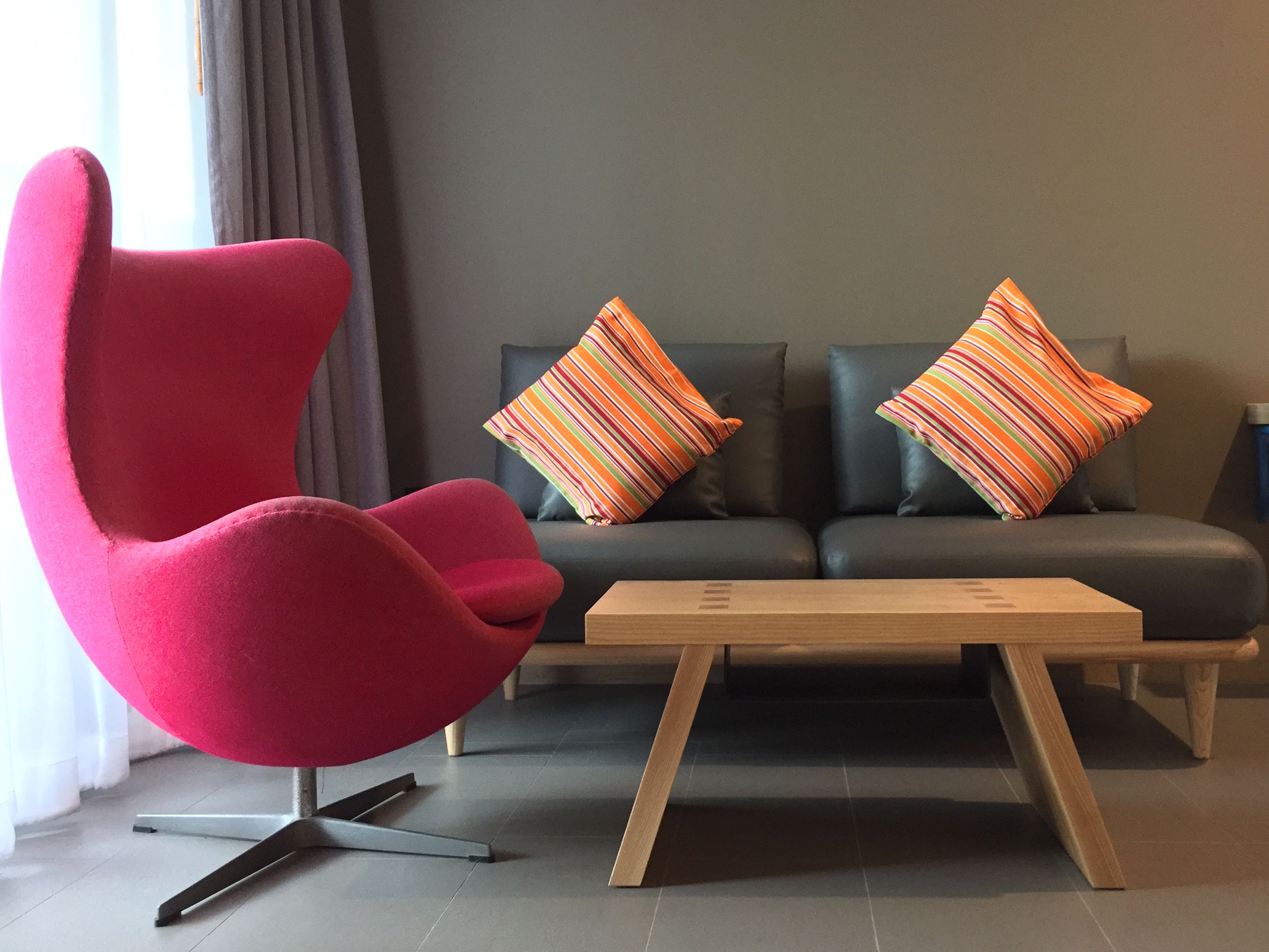 quadruple room | minibar, in-room safe, desk, laptop workspace