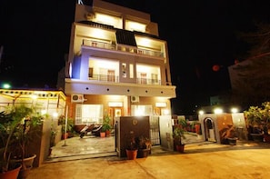 Front of property – evening/night