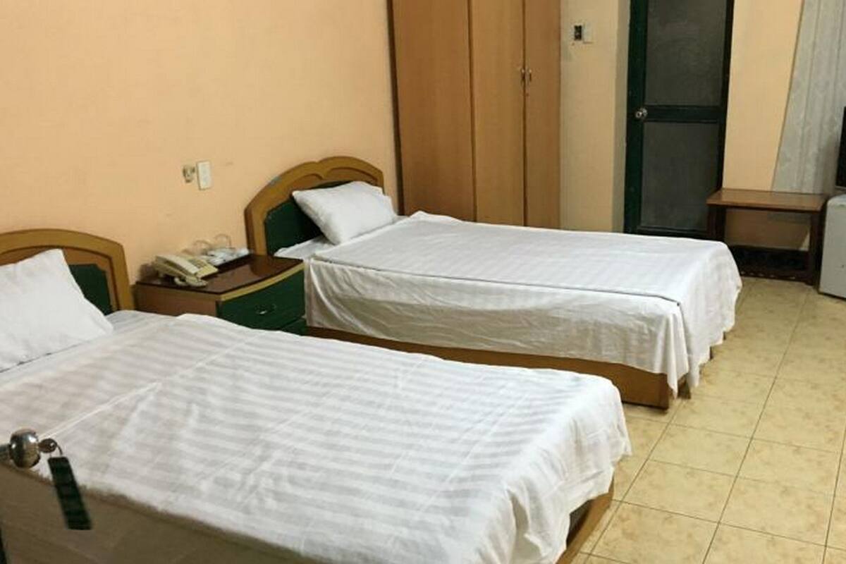 Standard Twin Room | Minibar, desk, WiFi (free)