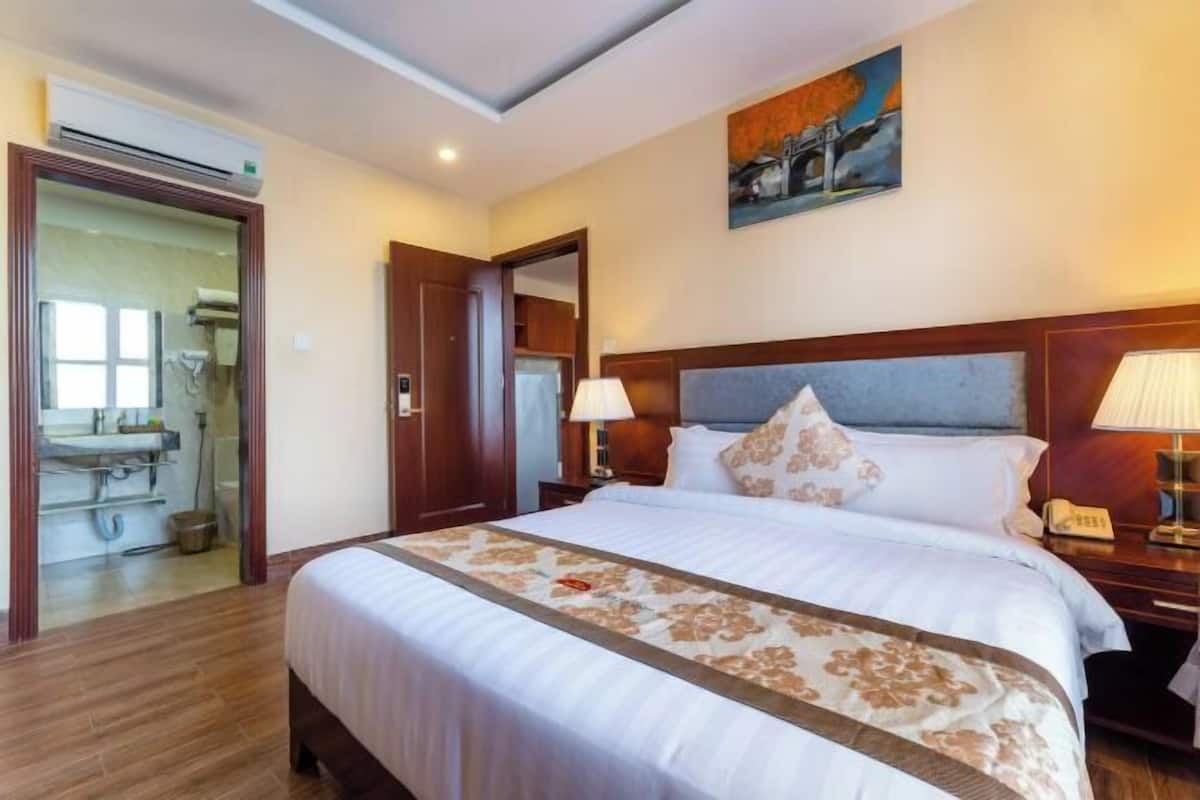 1 Schlafzimmer, hochwertige Bettwaren, Betten mit Memory-Foam-Matratzen