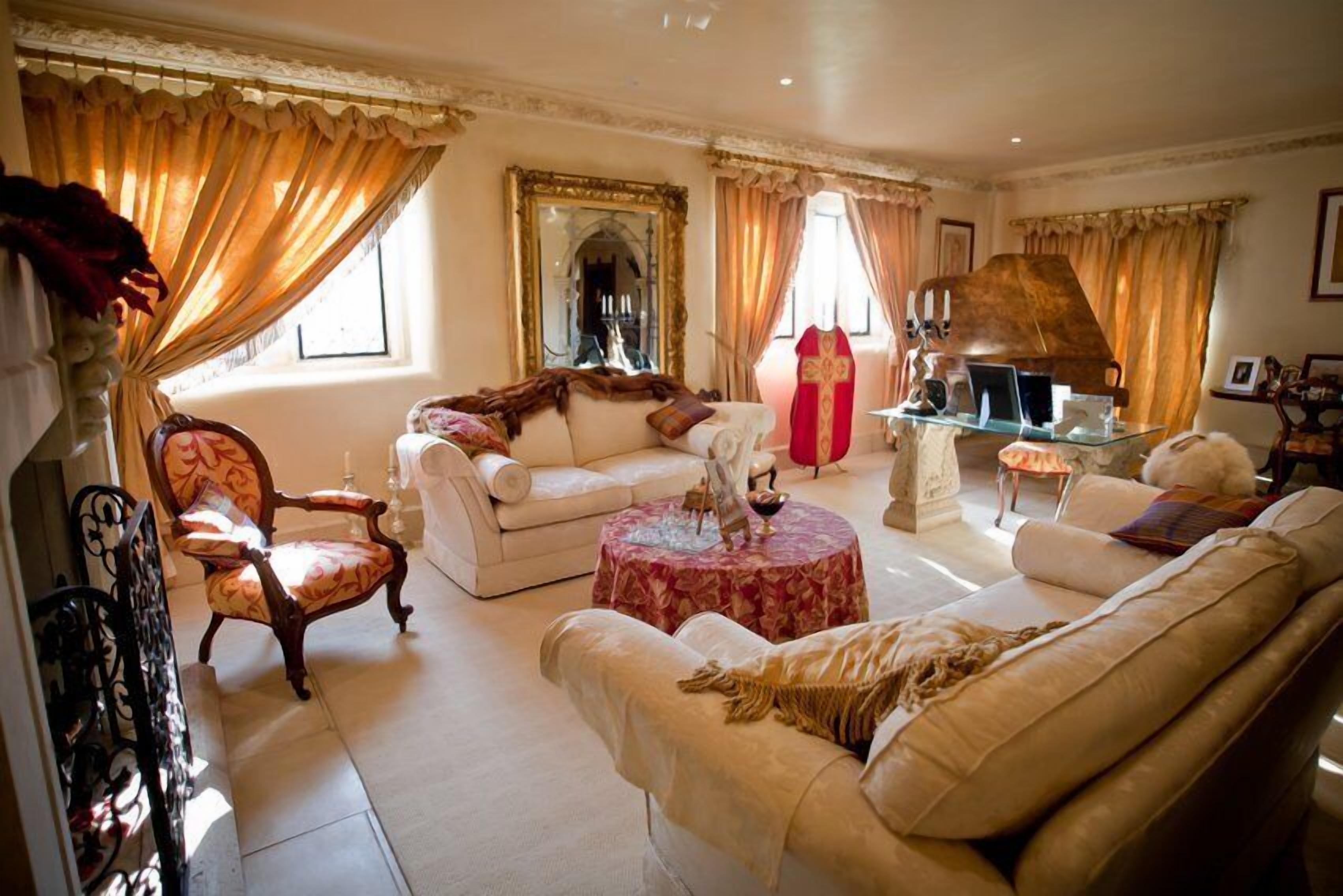 Executive lounge
