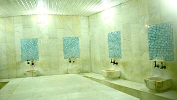 Pemandian Turki/hammam dan 2 ruang perawatan