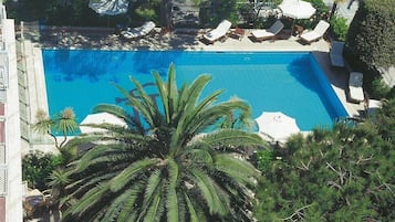 Seasonal outdoor pool, a rooftop pool