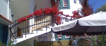 Villa Contessa by Checkin