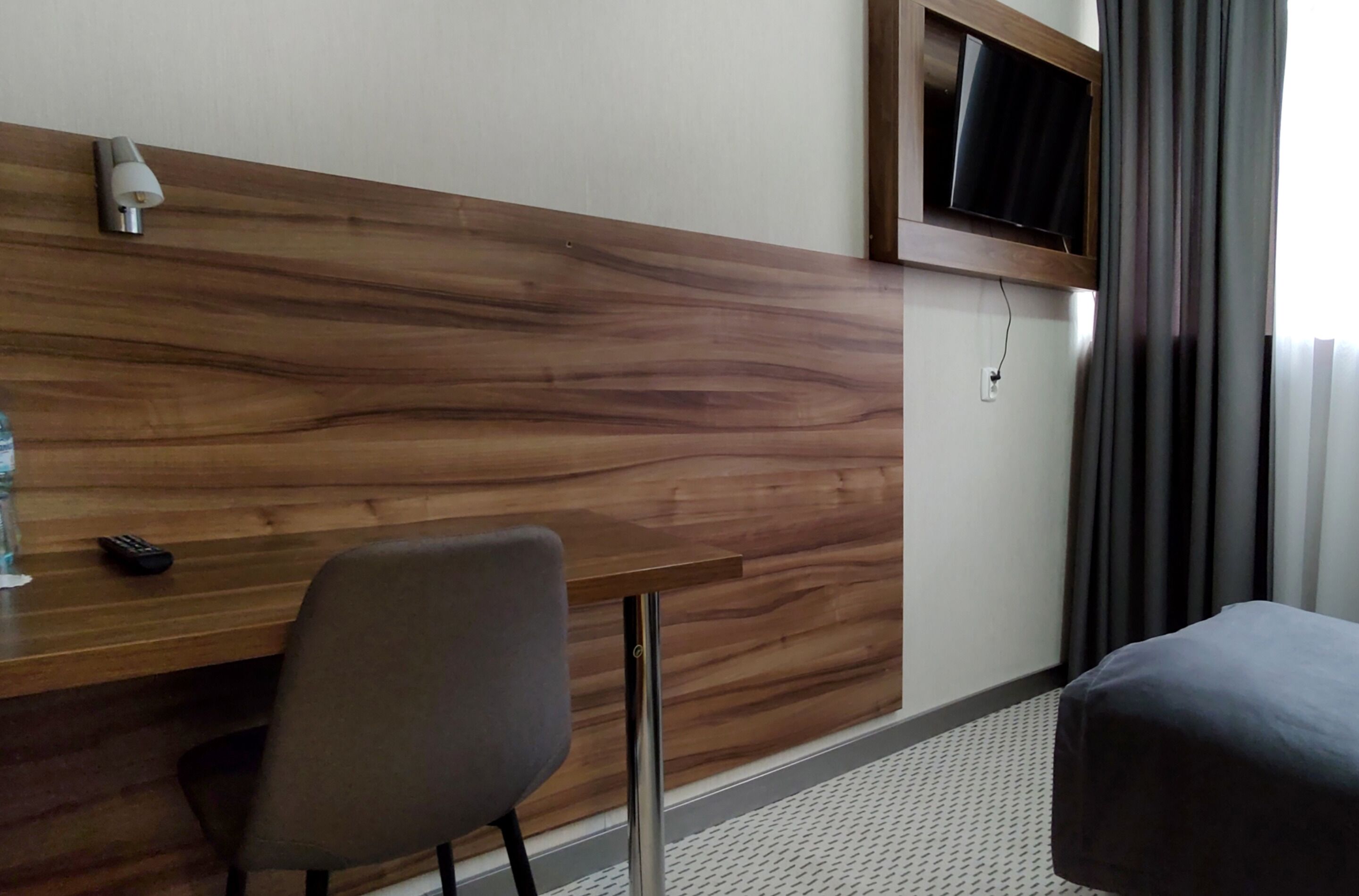 economy single room | room amenity