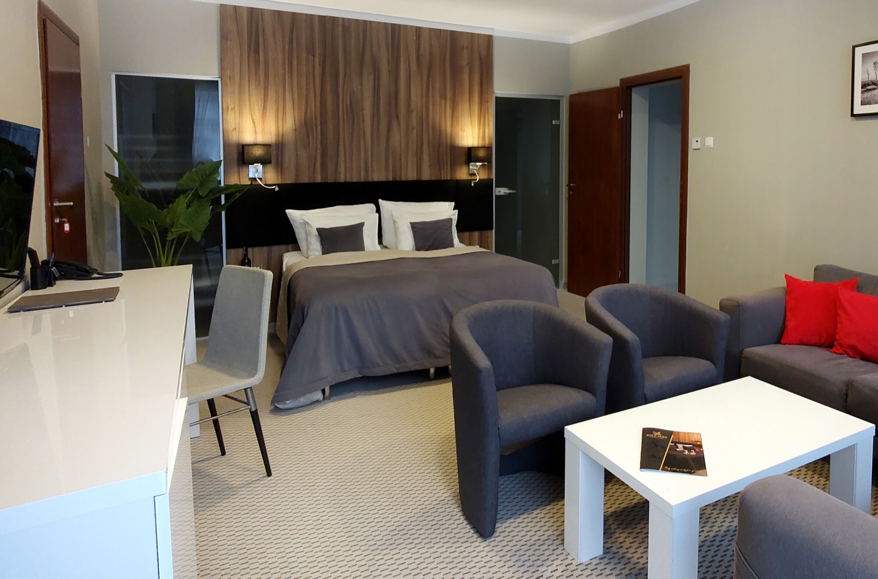 family suite | in-room safe, desk, iron/ironing board, free cots/infant beds