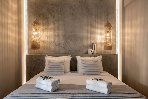 Suite, Terrace | In-room safe, individually decorated, individually furnished, desk - Elèa Concept Hotel & Suites (Hersonissos)
