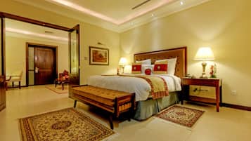 1 habitación, minibar y caja de seguridad en la habitación