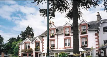 Mackays Hotel
