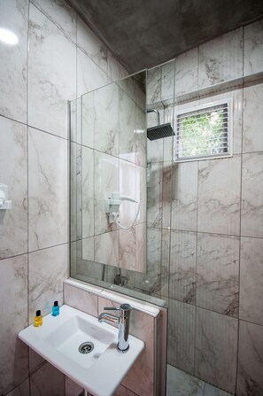 Bathroom - Newway Apartments (Istanbul)