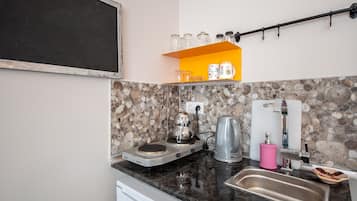 Studio | Private kitchenette