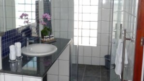 Double Room, 1 Double Bed, Non Smoking | Bathroom - Old Fisher House (Langebaan)