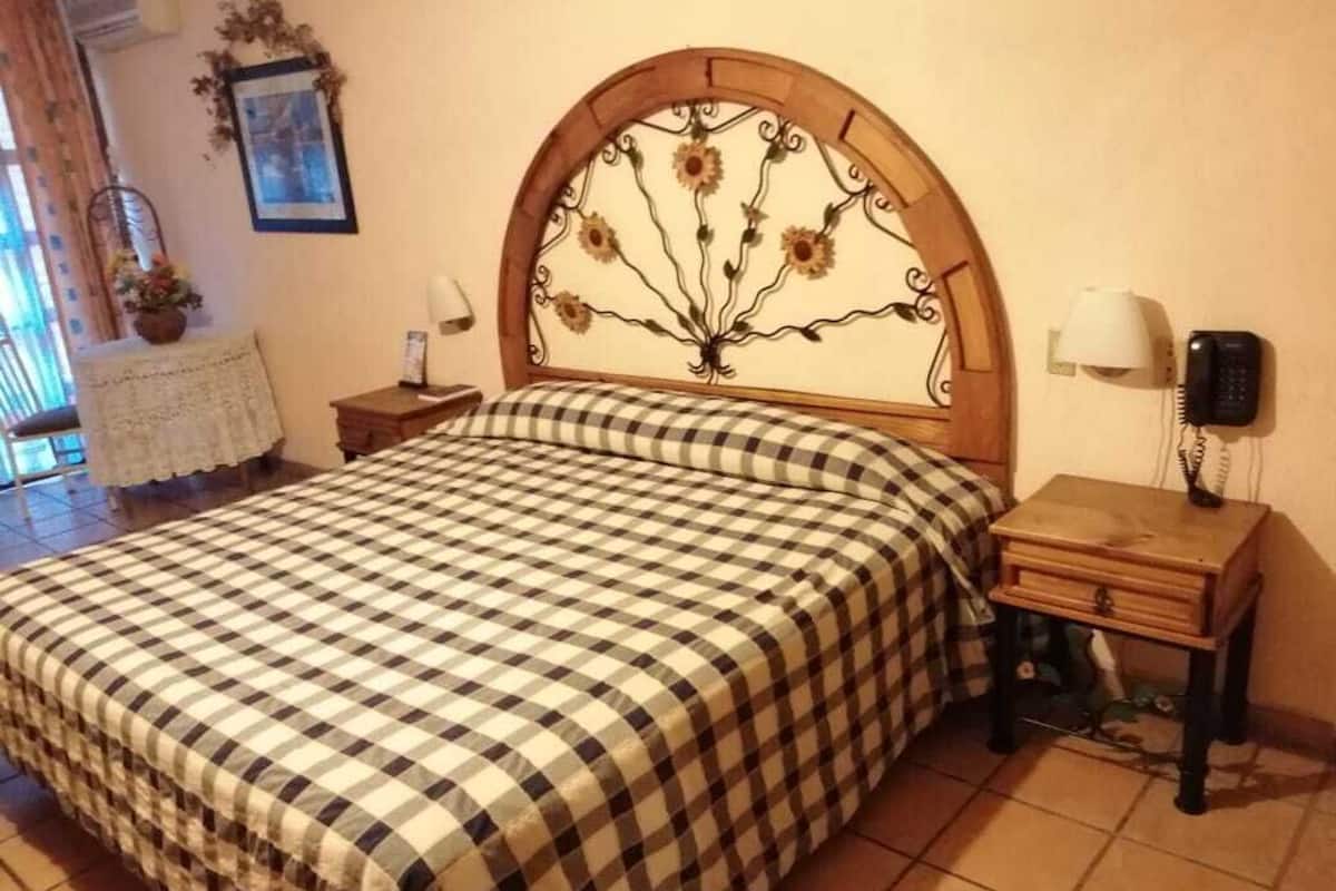 Double Room, 2 Double Beds | In-room safe, rollaway beds (free), WiFi (free)