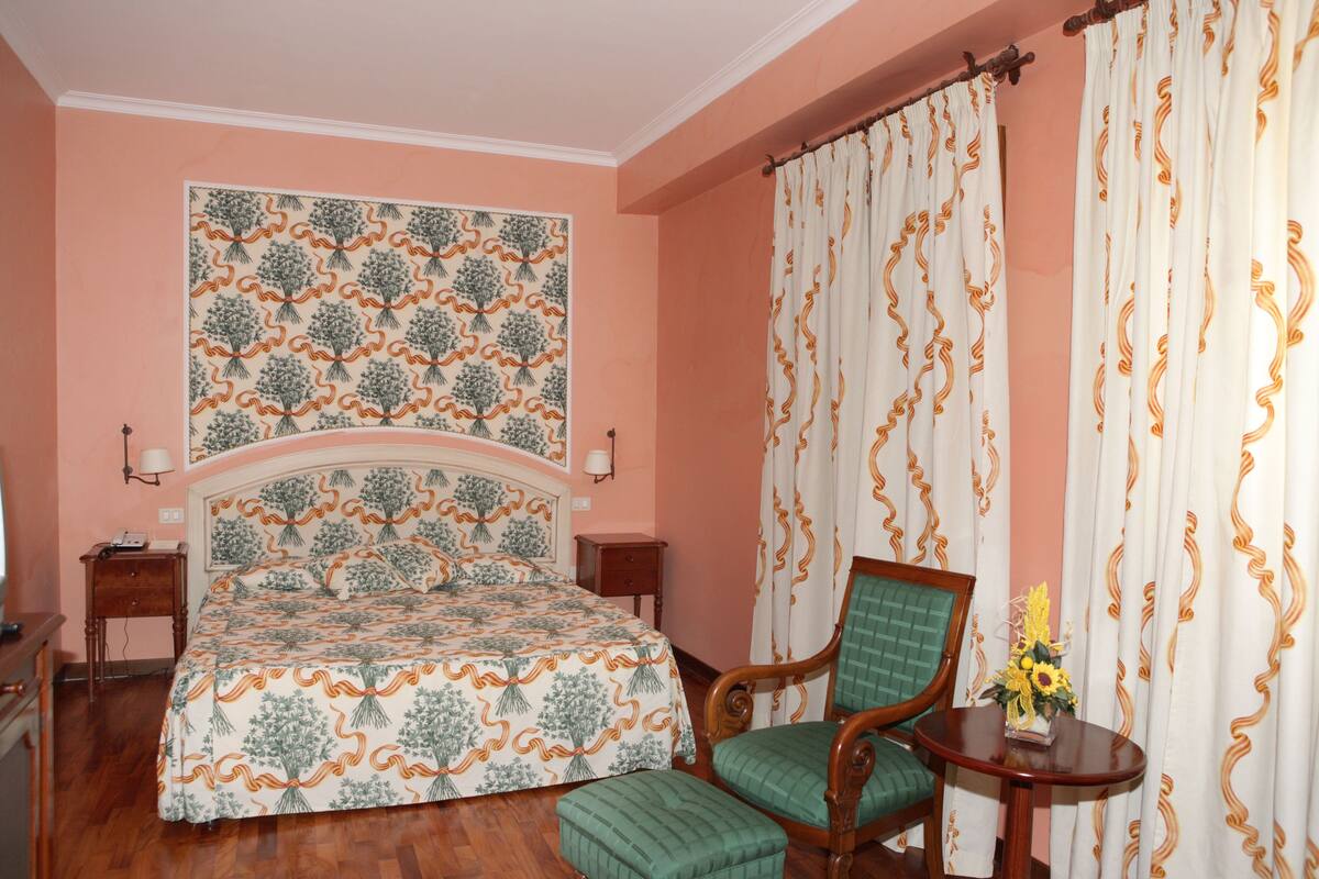 Minibar, in-room safe, cribs (surcharge), rollaway beds (surcharge)