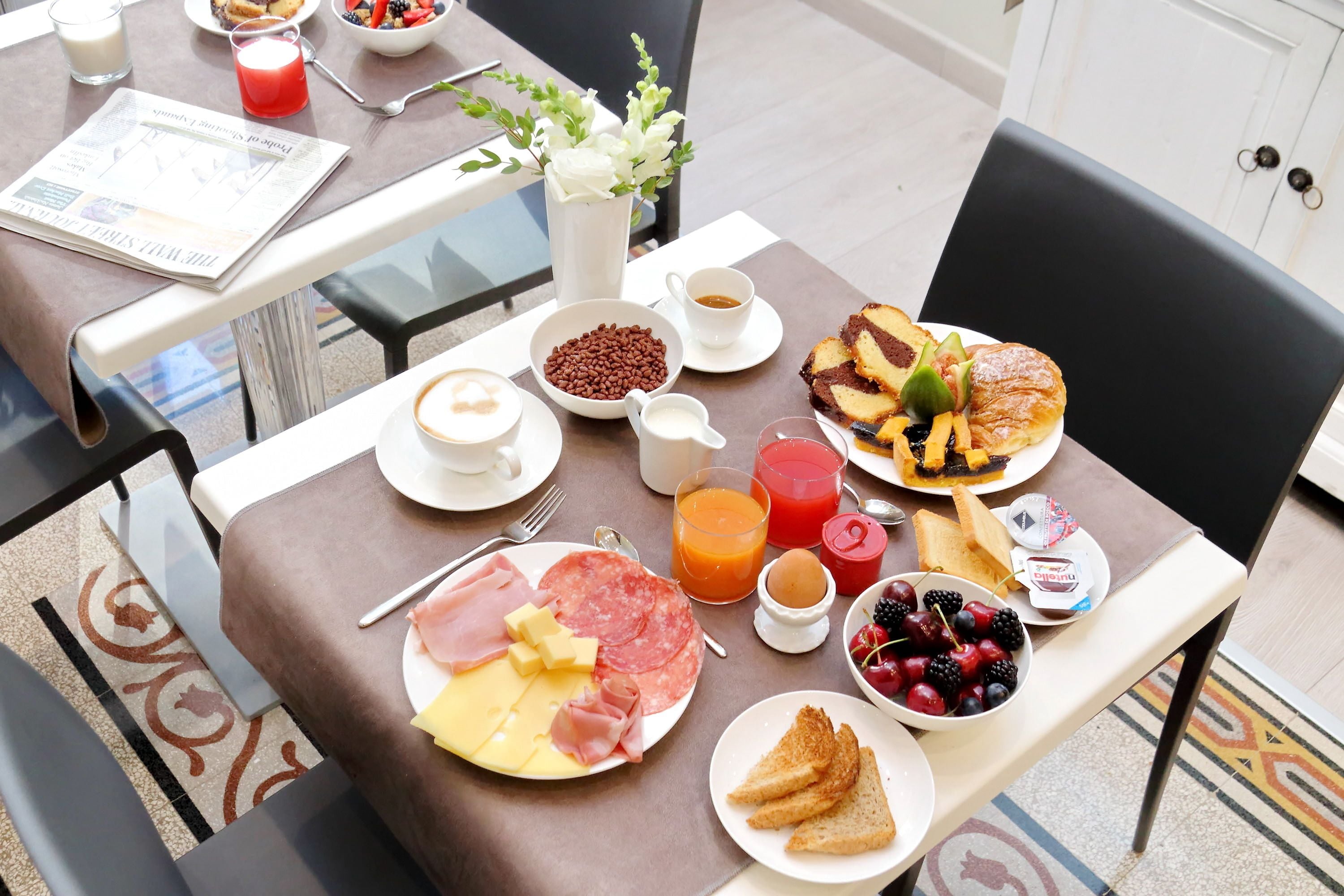 Frukost varje dag mot avgift