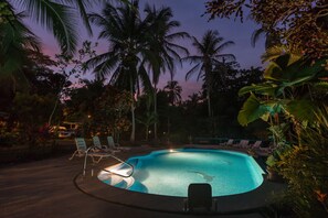 Udendørs pool