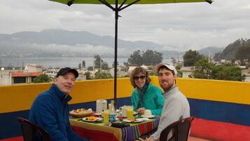 Familie slaapzaal, 1 slaapkamer, uitzicht op lagune | Terras