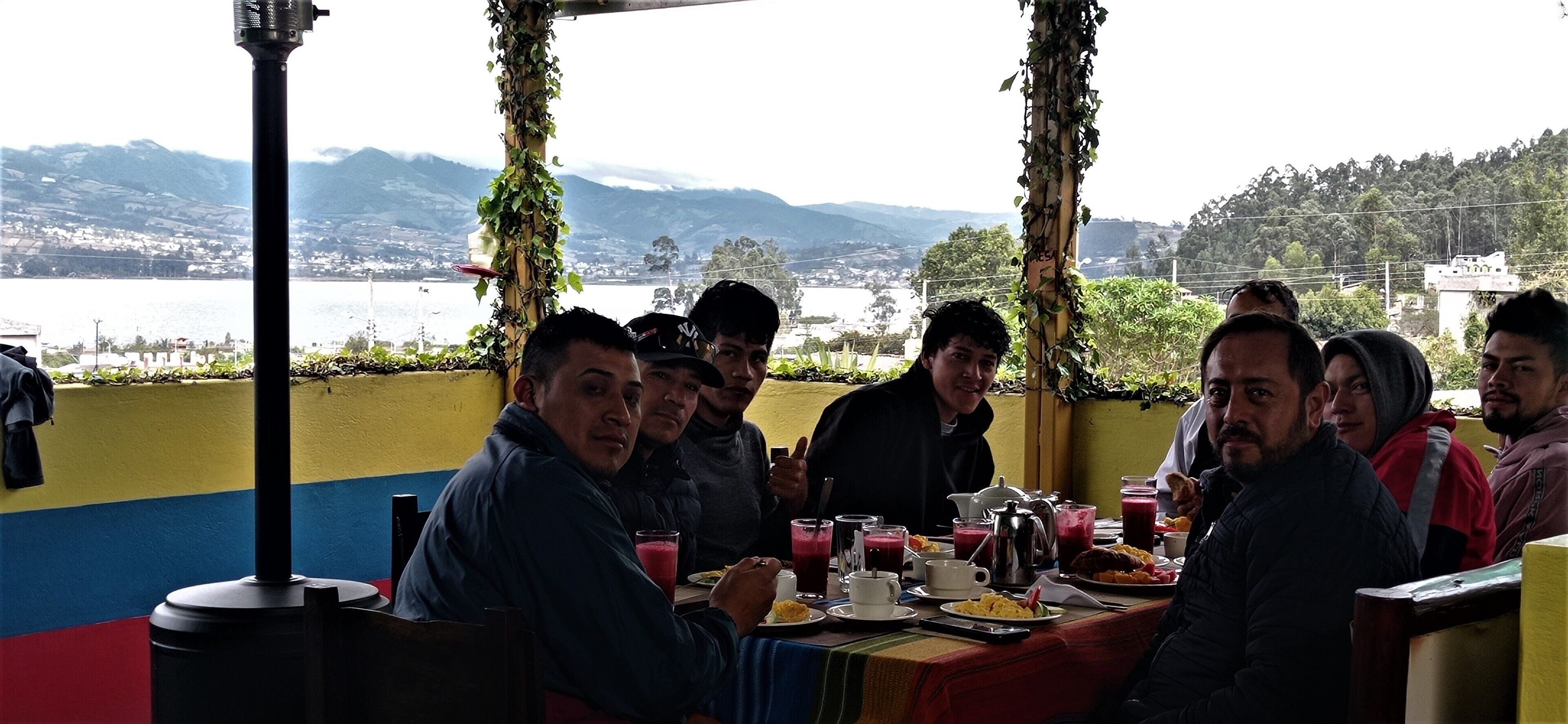 Desayuno de cocina local todos los días (con cargo) 