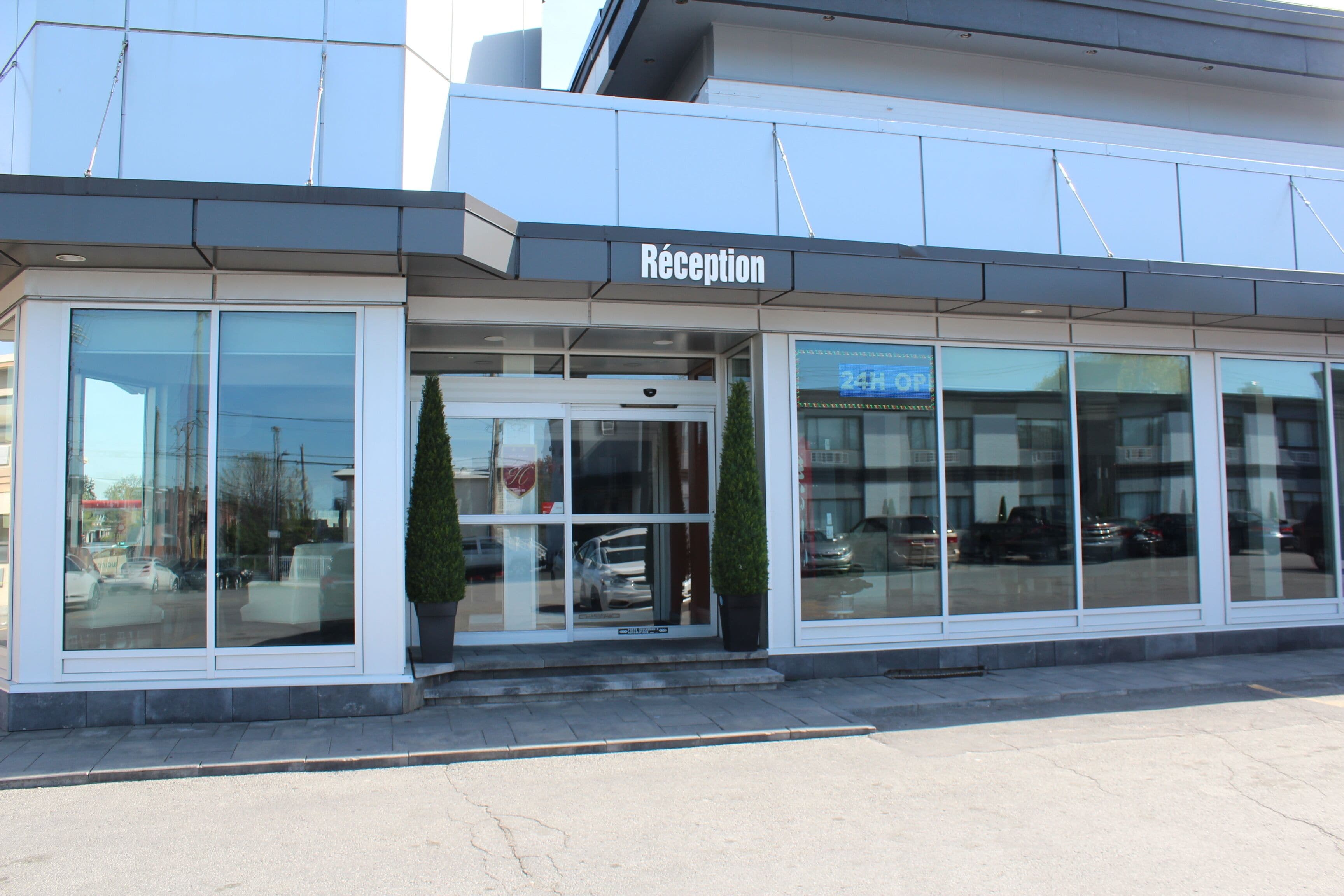 ด้านหน้าที่พัก