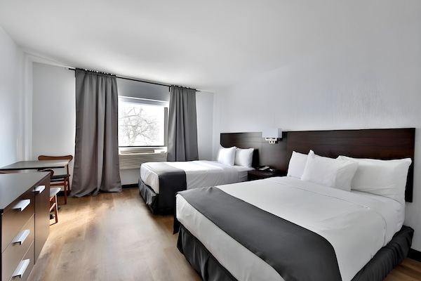 Desk, blackout drapes, iron/ironing board, free WiFi