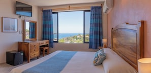 Deluxe Room | Free WiFi, bed sheets - Hotel El Mirador (Puerto Escondido)