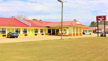 ด้านหน้าที่พัก