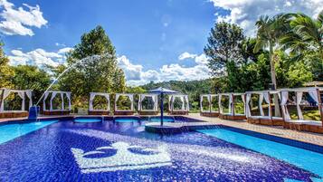 2 indoor pools, 2 outdoor pools, pool umbrellas, pool loungers