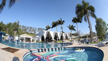 2 indoor pools, 2 outdoor pools, pool umbrellas, pool loungers