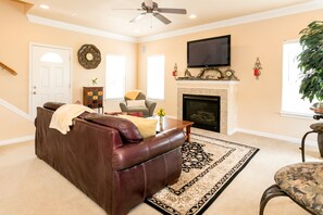 Una televisión de pantalla plana