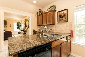 Suite, 1 Queen Bed (Elizabeth's Haus-The Nest-Upper Suite) | Private kitchen