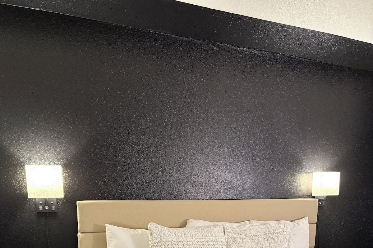 Deluxe Suite | 1 bedroom, free WiFi, bed sheets