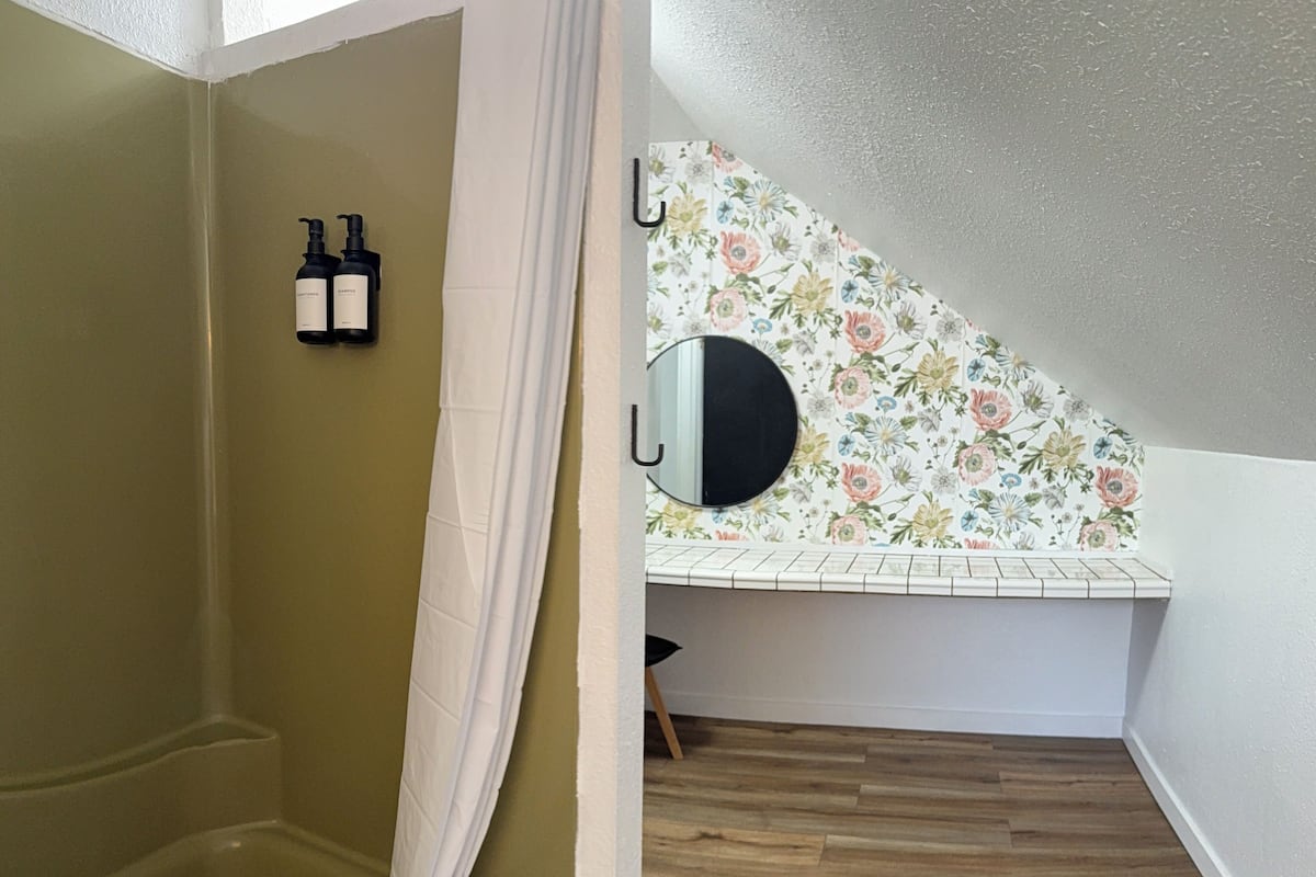 Family Room, Multiple Bedrooms | Bathroom