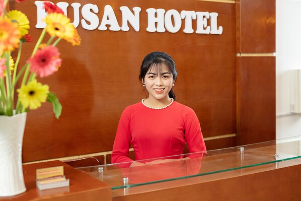 Reception - Busan Hotel (Hanoi)
