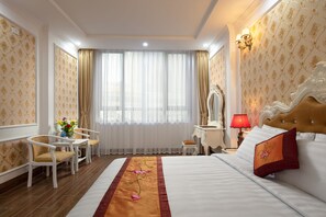Deluxe Room (With Window) - Busan Hotel (Hanoi)