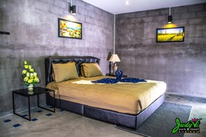 Desk, blackout drapes, rollaway beds, free WiFi - Buriram Judypark and Resort (Buriram)