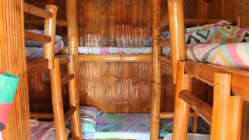 Family Bamboo House | Desk, free WiFi