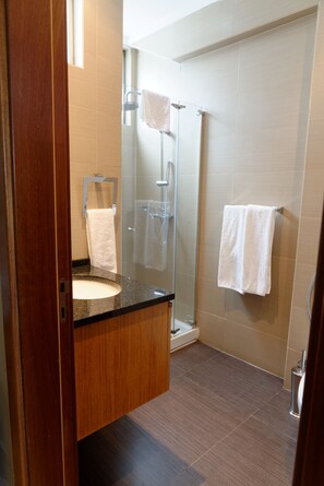 Free toiletries, towels - Aparthotel Mil Cidades (Benguela)