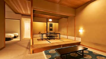 傳統客房, 河景 (with Tatami area, 301) | 房內夾萬、免費 Wi-Fi、床單