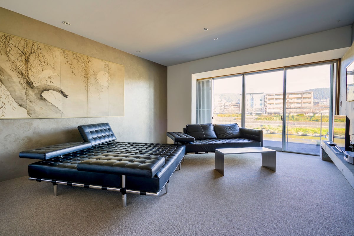 Traditional-Zimmer, Flussblick (with Tatami area, 101) | Kostenlose Minibar, Zimmersafe, individuell dekoriert, Schreibtisch