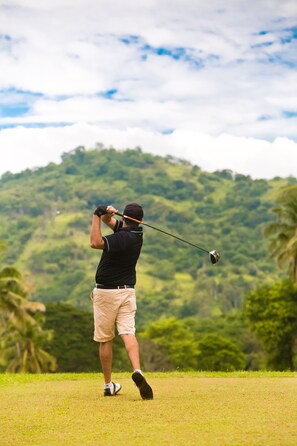 3 Bedroom Bungalow | Golf - VICTORIA GOLF RESORT SRI LANKA (Medadumbara)