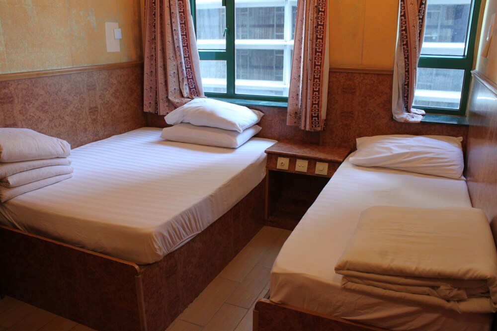 Kowloon New Hostel