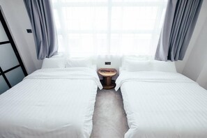 Bureau, lits bébé (en supplément), Wi-Fi gratuit, draps fournis