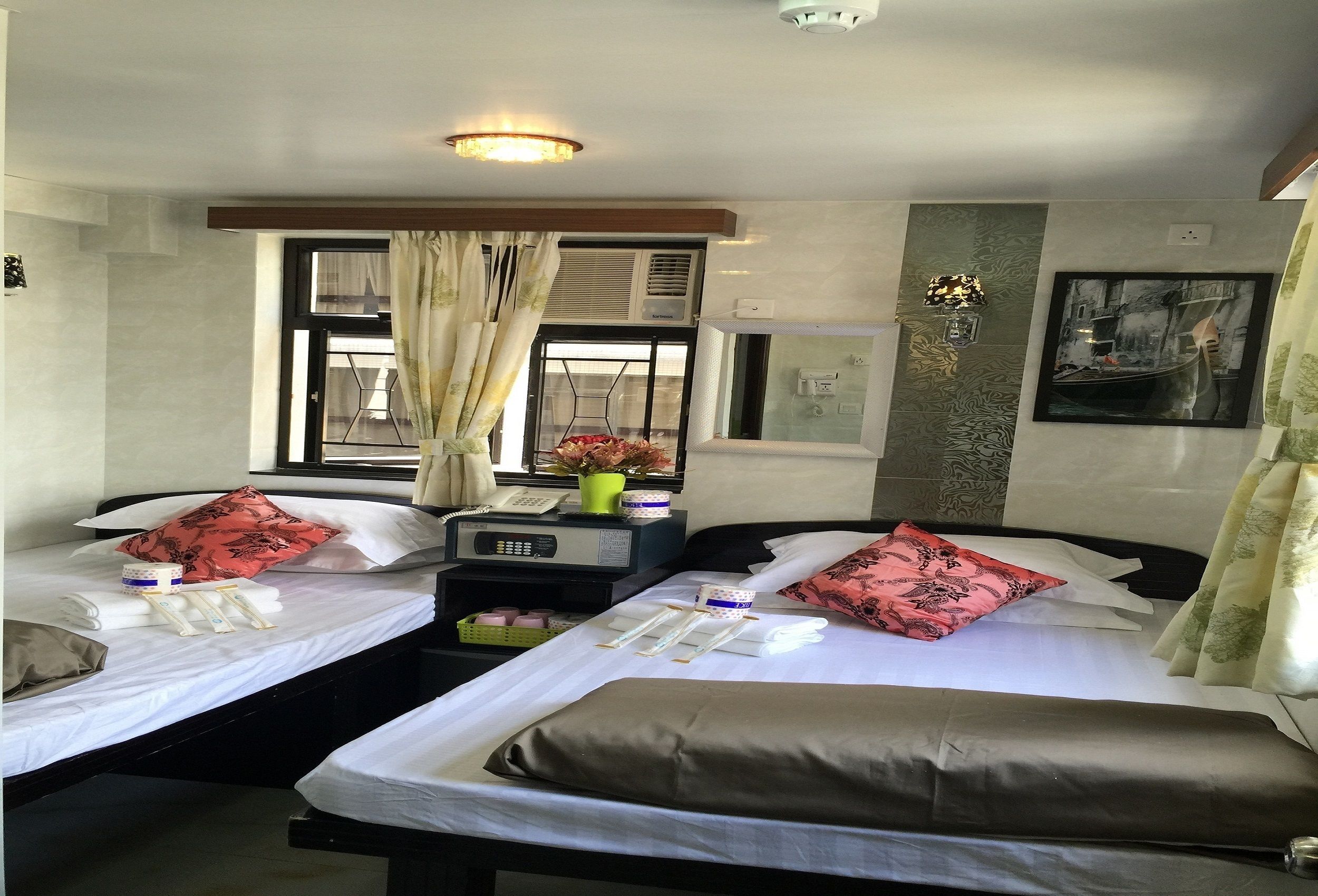 Standard Family Room | In-room safe, free WiFi, bed sheets