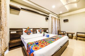 Deluxe Room | 1 bedroom, premium bedding, rollaway beds, free WiFi - FabHotel Sumati Baner (Pune)