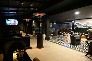 2 か所のバー / ラウンジ