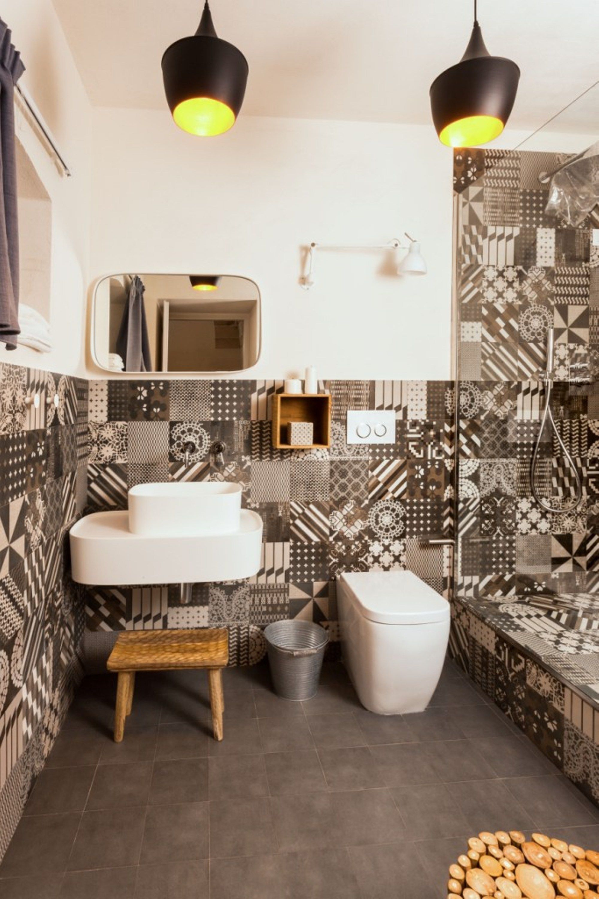 junior suite, 1 bedroom, bathtub | bathroom | shower, rainfall showerhead, free toiletries, hair dryer