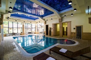 Indoor pool - Elegant Hotel & Resort (Tsaghkadzor)